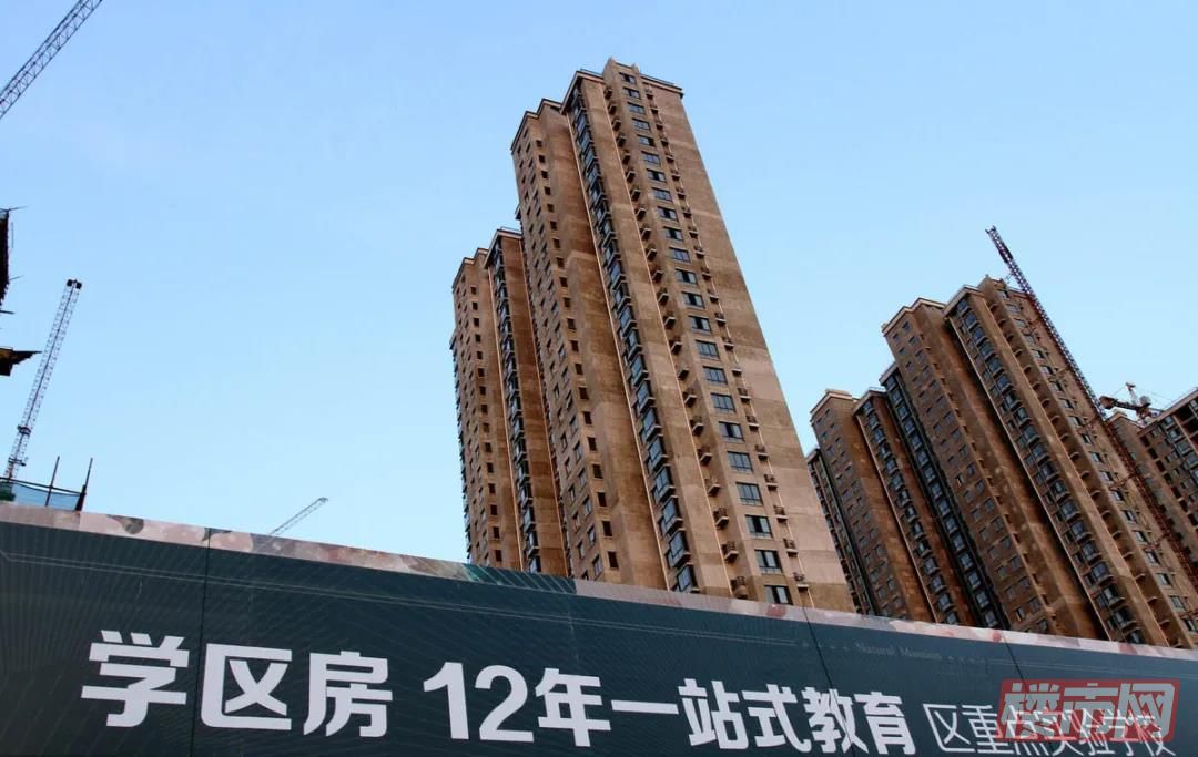 2-21012G3114V11.jpg