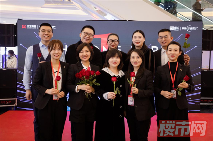 1切,重新想象|高铁核心,秦基藏品级新作,高铁1号院全城献映(图16)