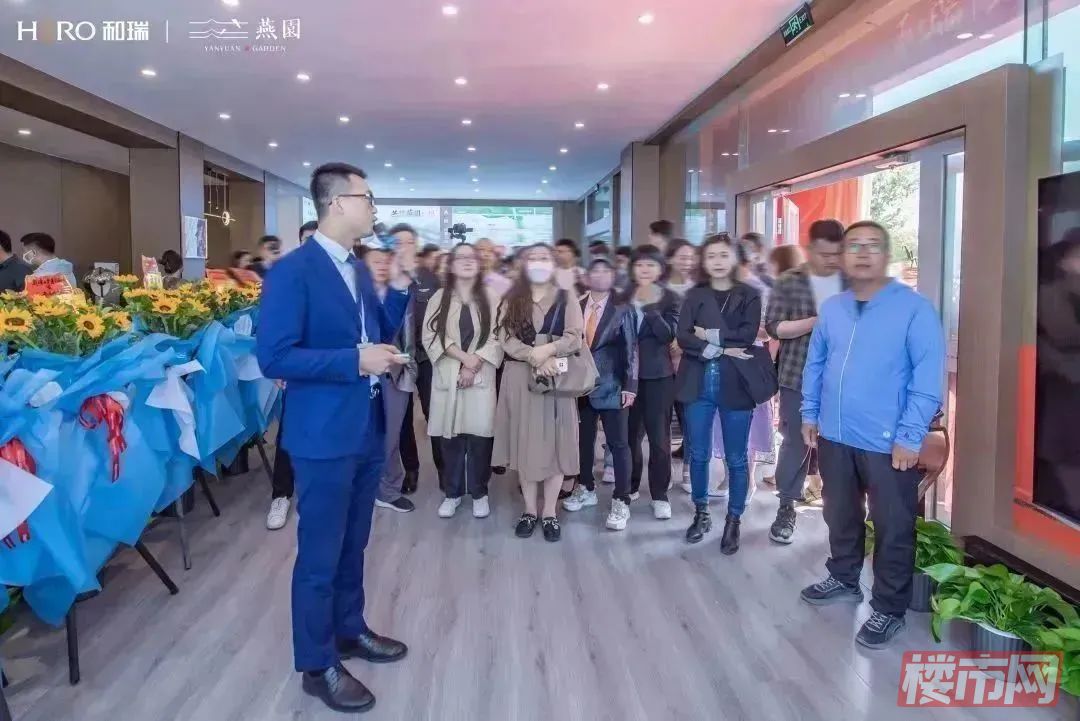 16-2305221101043X.jpg